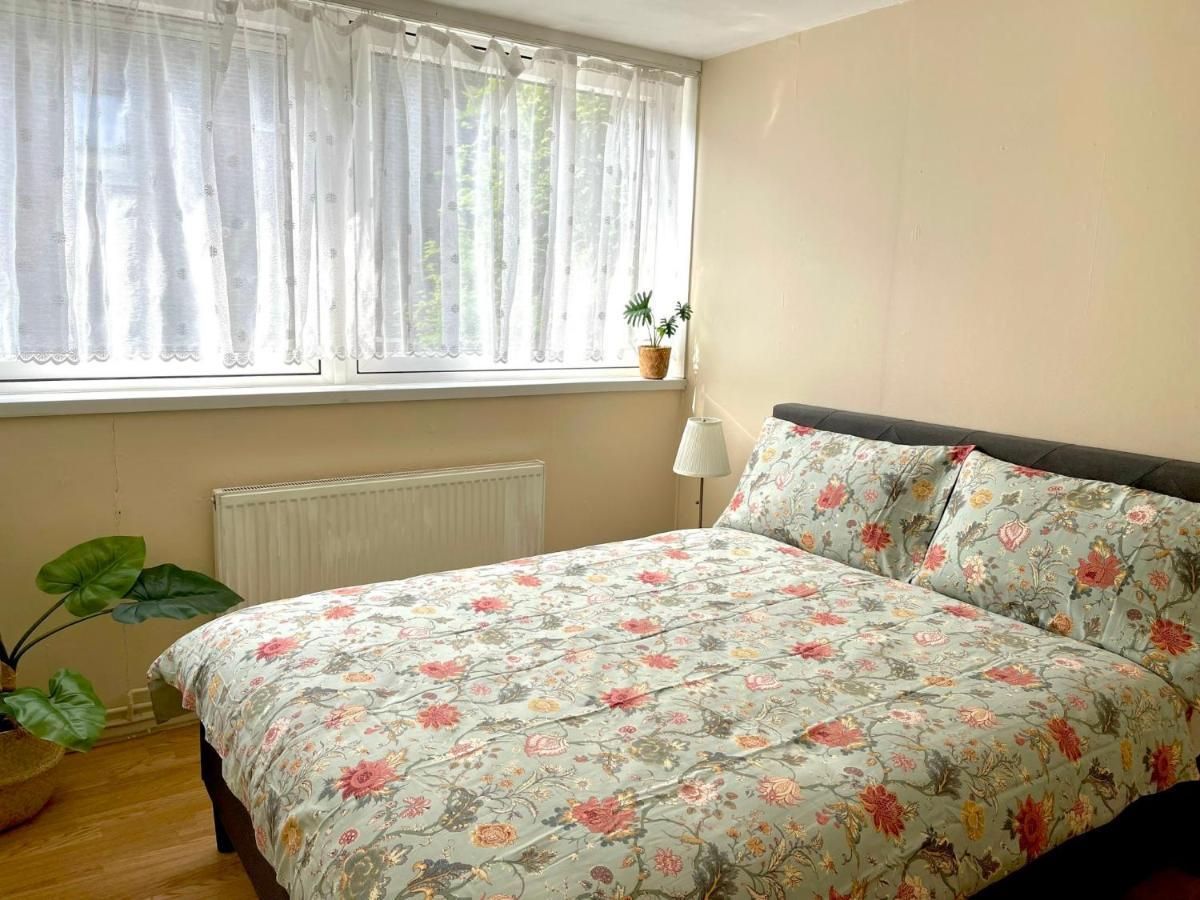 3Br Central London Close Station Exteriér fotografie